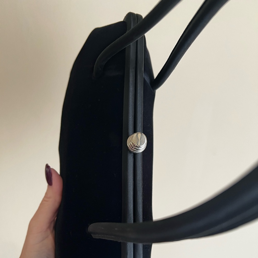 Vintage, 1960’s Black Framed Double Handles Satin/Velvet Small Handbag. - Picture 3 of 11